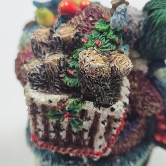 VTG Possible Dream  Crinkle Claus Limited Edition Christmas Grizzly Bear Helper - Picture 9 of 10